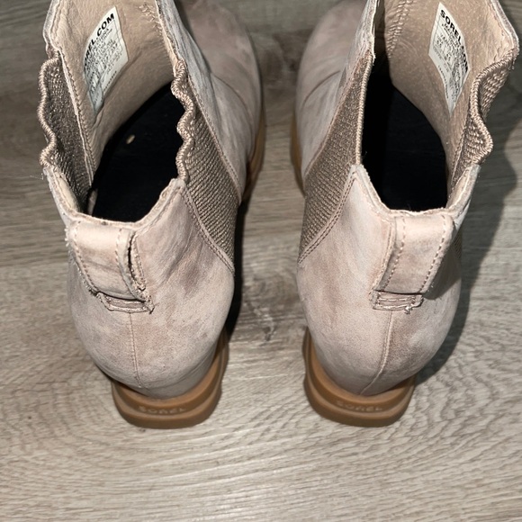 Sorel Joan Uptown Chelsea Women’s 6.5 Suede Leather Wedge Tan Ankle Boot - Picture 7 of 8